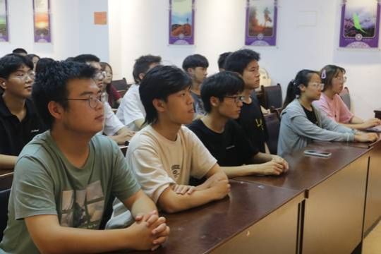 图示, 示意图
中度可信度描述已自动生成:ver1